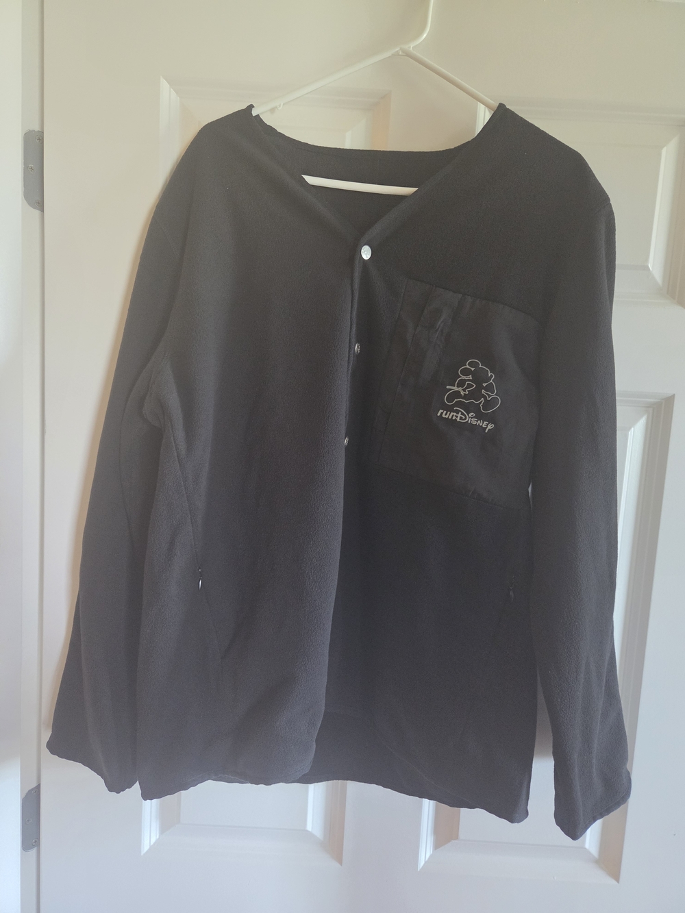 Run Disney Black button down Jacket, New, Size L